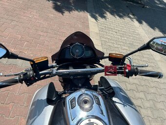 Suzuki B-King 1300 ABS 2008 - 15