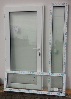 okna a celoprosklené dveře - 15