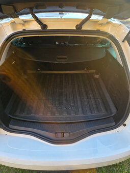 Renault Megane IV Grandtour Limited 1,5 Blue dCi - 15