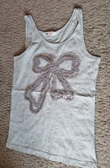 Balíček dívčího znač. obl.18 kusů,věk 12-14 - 15