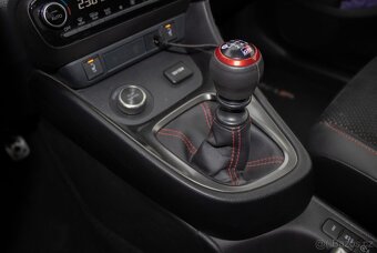 Toyota Yaris GR, servispováno, 100% stav, - 15