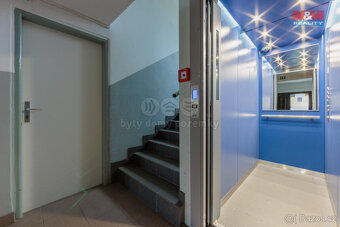 Pronájem bytu 2+1, 56 m², Chodov, ul. Revoluční - 15