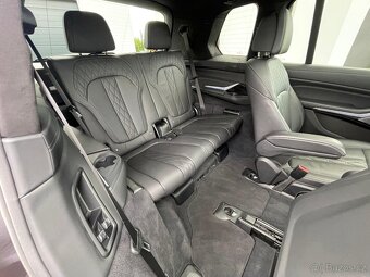 BMW X7 M50D XDRIVE 6 MÍST PLNÁ VÝBAVA - 15