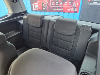 Volkswagen Touran 2.0 TDI 7 MÍST - 15