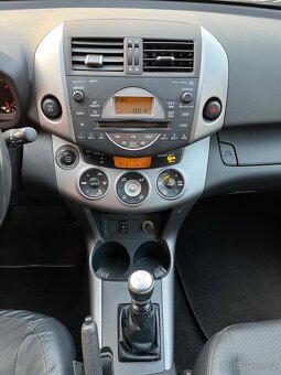 Toyota Rav4 D-4D 4x4 = 158321km, Bez korozie, Top Stav= - 15