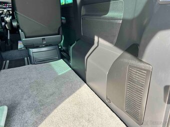 Volkswagen Multivan 6.1 GENERATIN SIX - 15