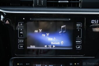 Toyota Auris Touring Sports - 15