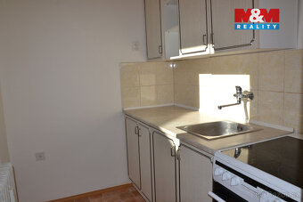 Prodej bytu 1+1, 32 m², Náchod, centrum města - 15