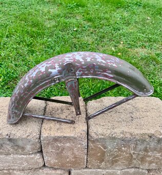 Jawa 250 350 Sport - přední blatník - 15