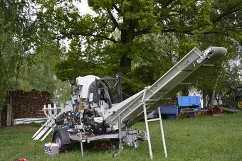 Štípací poloautomat se zvedacím stolem - SPZ - 400V / benzín - 15
