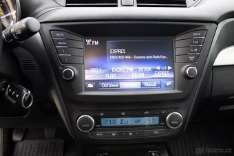 Toyota Avensis Combi 2.0 D-4D S S Business - 15