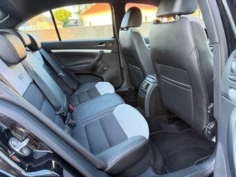 Škoda Octavia RS Limuzína 2.0 TSi DSG CH ToP - 15