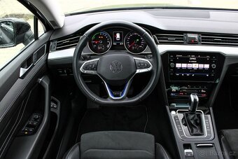 Volkswagen Passat Variant GTE 1.4 TSI DSG / AJ NA SPLÁTKY / - 15