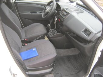 Doblo cargo combi 1.6  77 KW. - 15