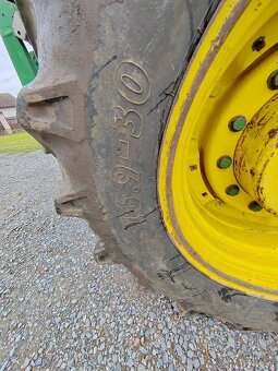JOHN DEERE 8300 - 15
