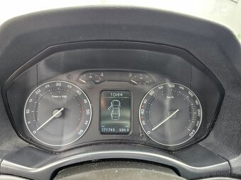 Škoda Octavia 2 1.9TDI 77KW BXE, XENON - 15