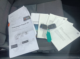 Volkswagen Passat, 110kw,APP,NAVI,r.2017,automat - 15