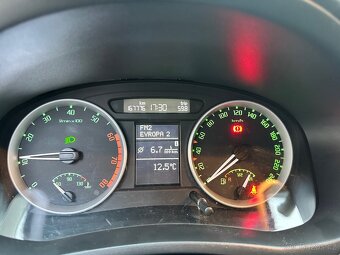 Škoda Fabia 2 1.6 16V 77kW - 15