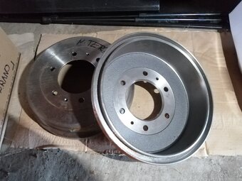 Nissan Terrano 1 D21 Díly - 15