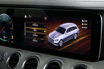 Mercedes-Benz E 300 de 4Matic 225kW AMG Tažné Burmester 2021 - 15