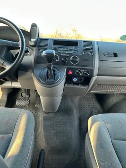 Přestavěný VW T5 připravný na nová dobrodružství - 15