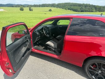 Alfa Romeo 1.9 JTD 147 - 15
