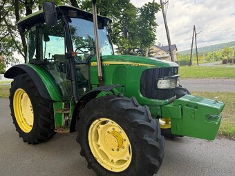 John Deere 5820  rv 2004   8300mth - 15