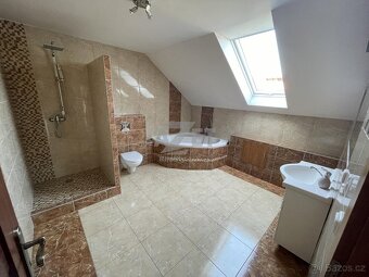Prodej, rodinný dům 206 m2, pozemek 560 m2, Šenov, ul. Petřv - 15