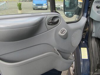 Ford Transit 350L 2.2 TDCi MAXI - 15