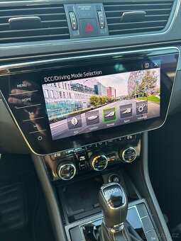 Škoda Superb sportline sedan 2.0TDI 140kw DSG - 15