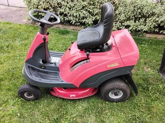 Sekací traktůrek Castelgarden XF140HD - 15