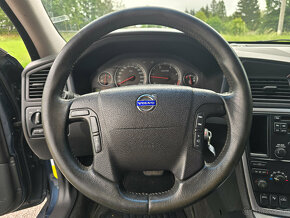 Prodám Volvo XC70 2.4 D5 AWD 136kW - 15