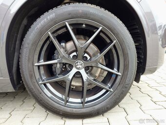 Alfa Romeo Stelvio 2.2 JTDM Veloce Q4 154kW (ODPOČET DPH) - 15