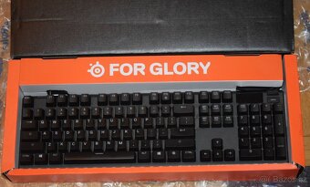 SteelSeries Apex 7S, magnet. podložka, OLED display,USB hub - 15