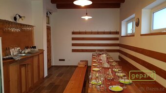 Rodinný dům s obchodními prostory, podnikání, širší centrum  - 15