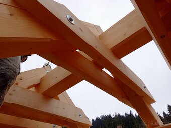 Dřevěnice z lepených hranolů - 15