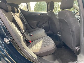 Opel Astra 1.0 ECOTEC 77kw - 15