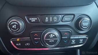 JEEP CHEROKEE 2.0D 125KW 4x4 -LIMITED-AUT-KUŽE-NAVI-TAŽNÉ - 15