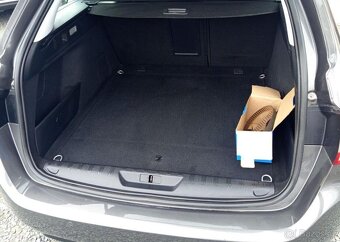Peugeot 308 1.5 HDI Klima, Navi, Tempomat nafta manuál 75 kw - 15