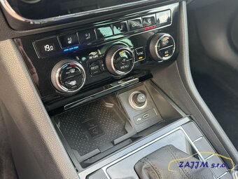 Škoda Superb L&K 2.0TDI 147kw 4x4 DSG 1/2021 150.000km DPH - 15