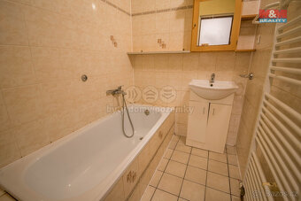 Prodej rodinného domu, 164 m², Libušín, ul. Máchova - 15