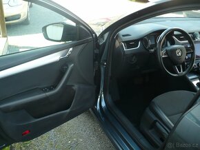Škoda Octavia 1.6 TDI DSG Navi Kuže - 15
