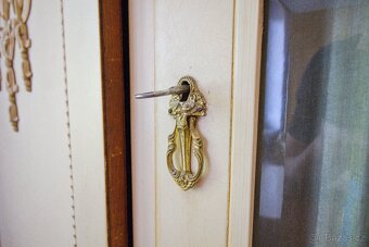 Ložnice ve stylu Ludvíka XVI. - 15