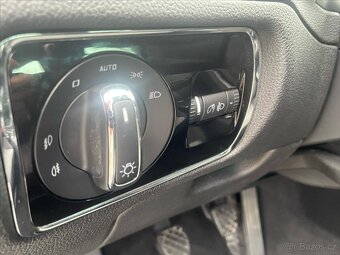 Škoda Superb 1,6 TDi  combi II GreenLine (2012) - 15