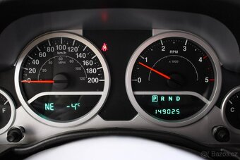 Jeep Wrangler 2.8 CRD Sport A/T - 15