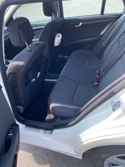 MERCEDES-BENZ C180 T CDi BlueEfficiency r.v 2012 naj.189.000 - 15