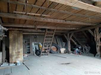 Staré trámy a prkna - 15