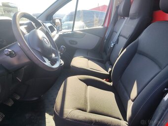Renault Trafic 1.6 dCi 66 kW – Spolehlivý pracant za skvělou - 15