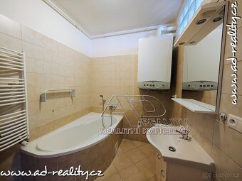Pronájem prostorného zděného 2+1 [75m2] komora, po REKO, pob - 15