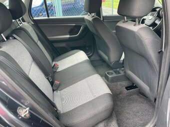 Škoda Fabia 1.2 i Klima, 8xPneu, ESP - 15
